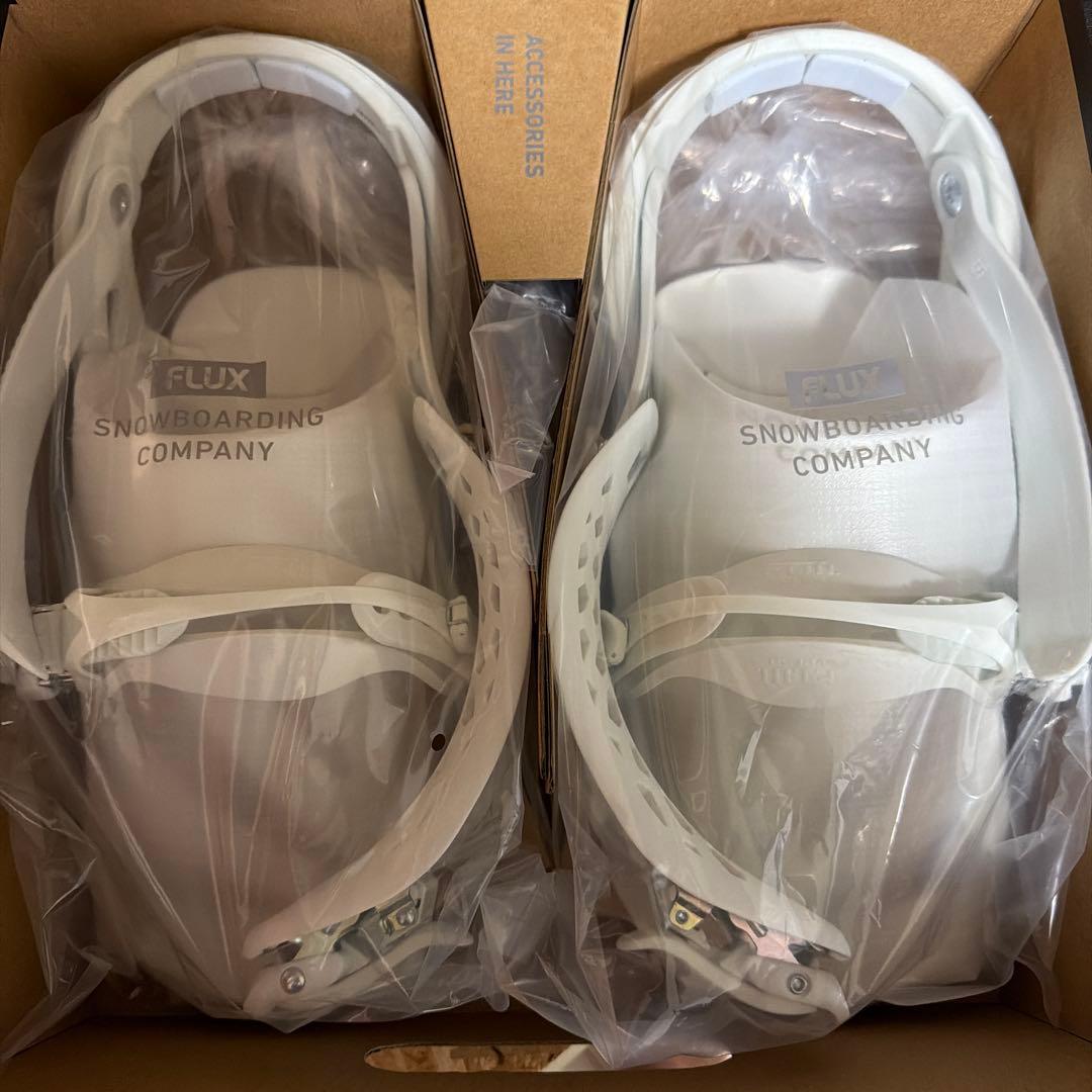 新品未使用　23-24 Flux TW Mサイズ　ホワイト