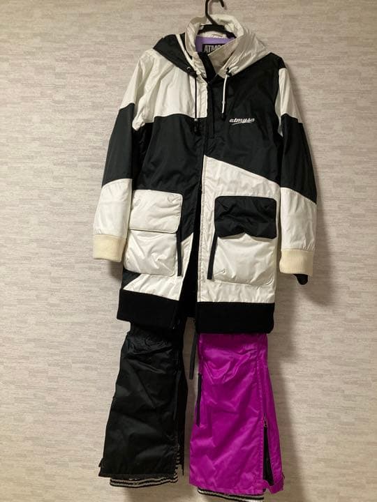 アトマイズ　スキー／スノーボードウエア　Mサイズ