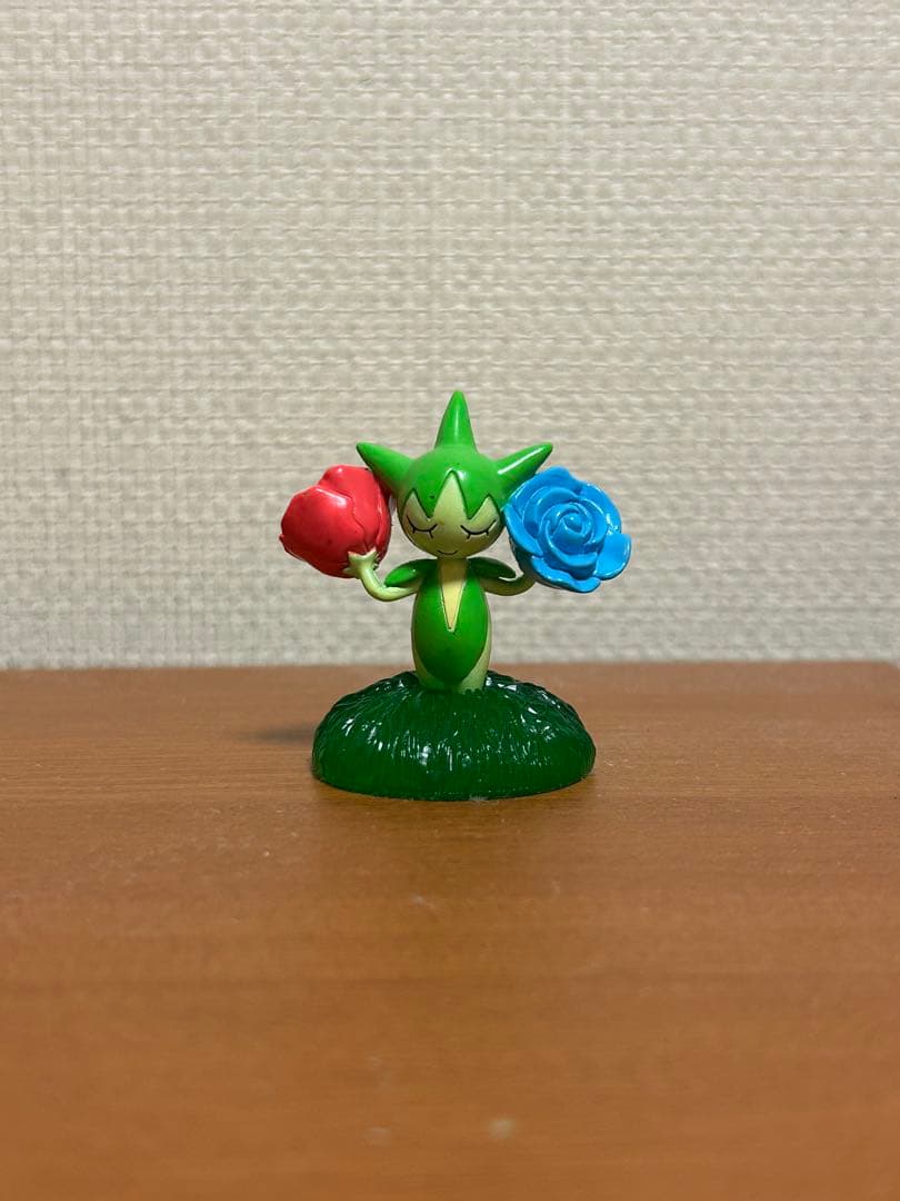 ポケモン フィギュア モンコレ ロゼリア