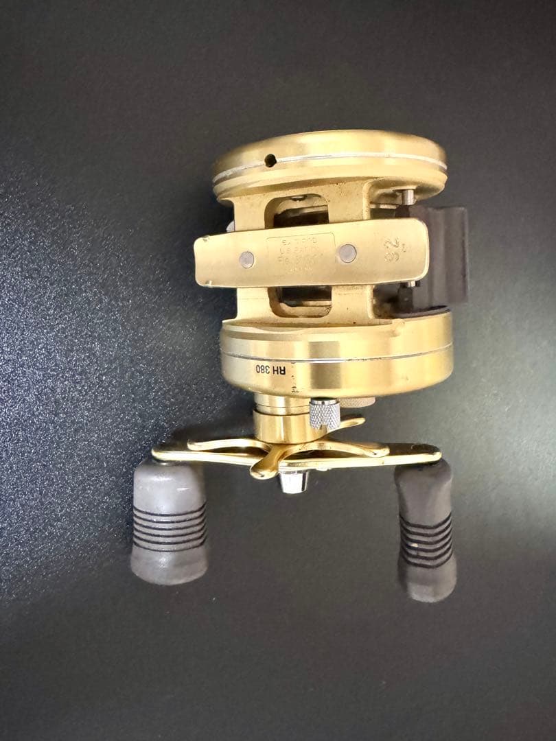 SHIMANO CALCUTTA ゴールドリール