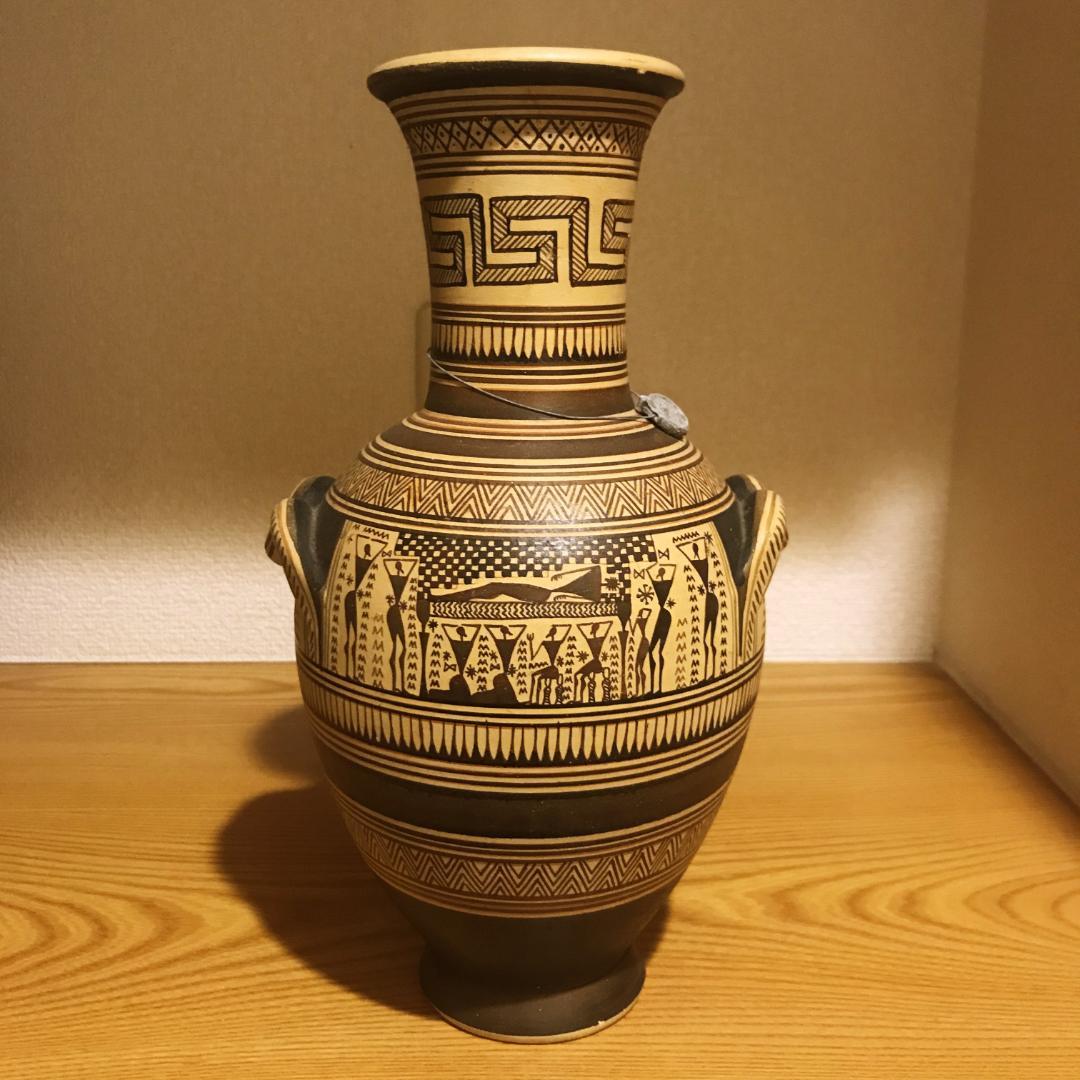 壷（中）