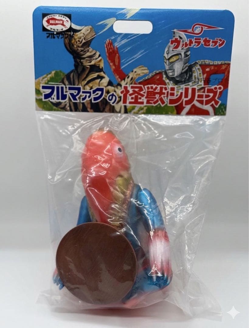 ブルマァク メトロン星人 ちゃぶ台付き（復刻版） ソフビ　レッド
