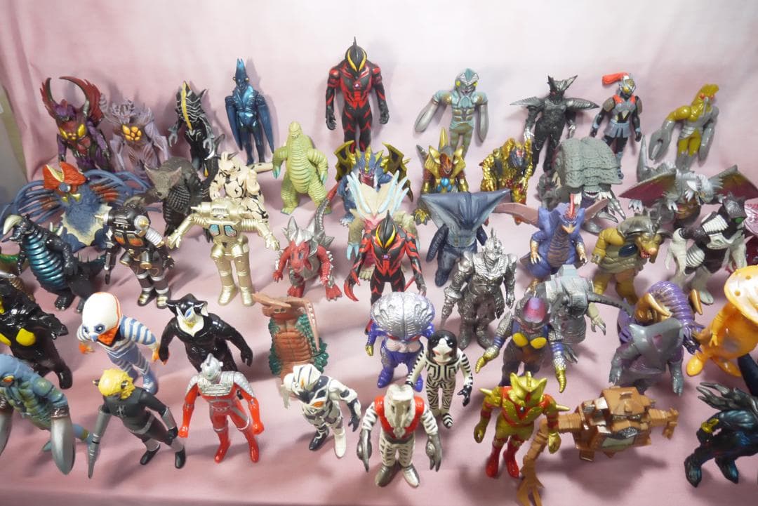 ウルトラ怪獣シリーズ　怪獣　ソフビ　55体