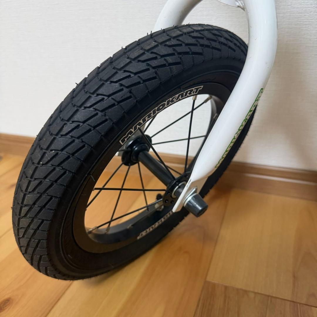 【希少】12インチ マリオカート バランスバイク キッカーアバンス ストライダー