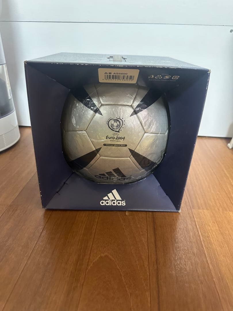 希少adidas Euro 2004 サッカーボール
