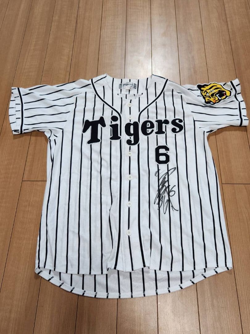美品 阪神タイガース ユニフォーム 金本 サイン入り Mサイズ