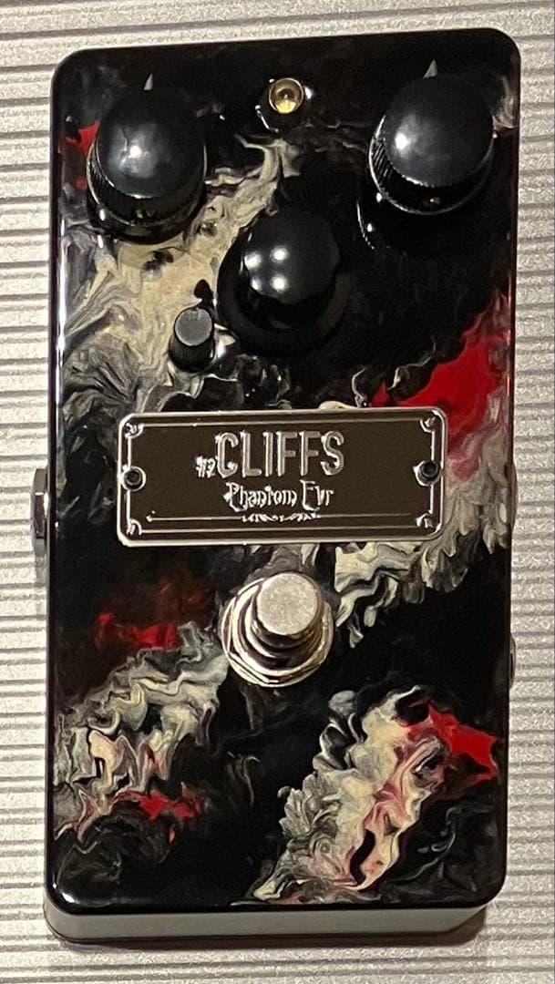 Phantom EVR Cliffs CULT ディストーション エフェクター