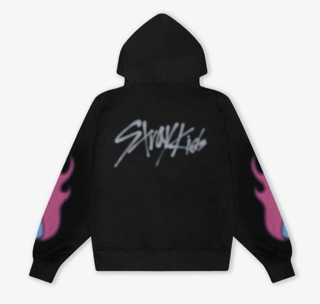 【試着のみ美品】 Stray Kids バンチャンプロデュース フーディ