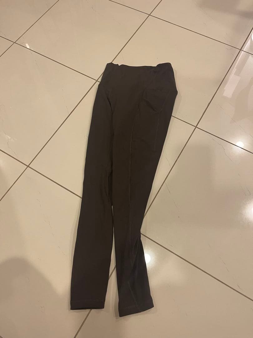 Lululemon エスプレッソ Align ポケット付きヨガパンツ