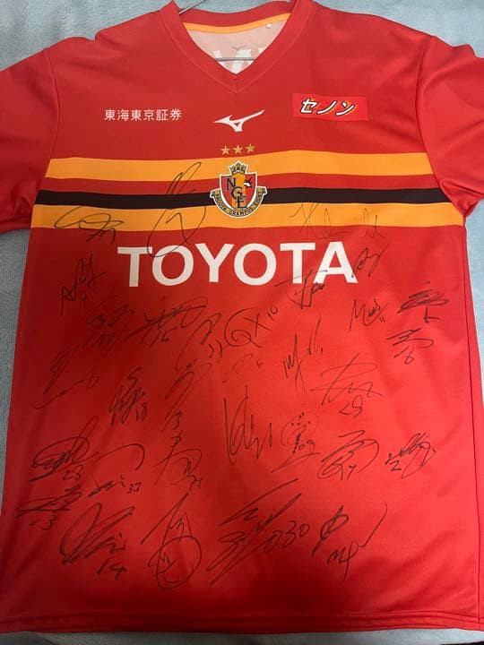 2019年　名古屋グランパス　全選手サイン入り