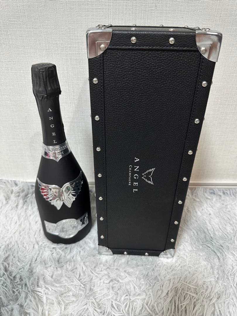 今週末まで値下げ エンジェル シャンパン