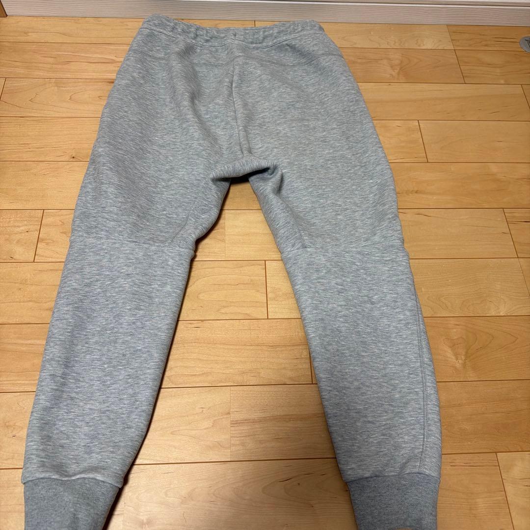 NIKE テックフリース