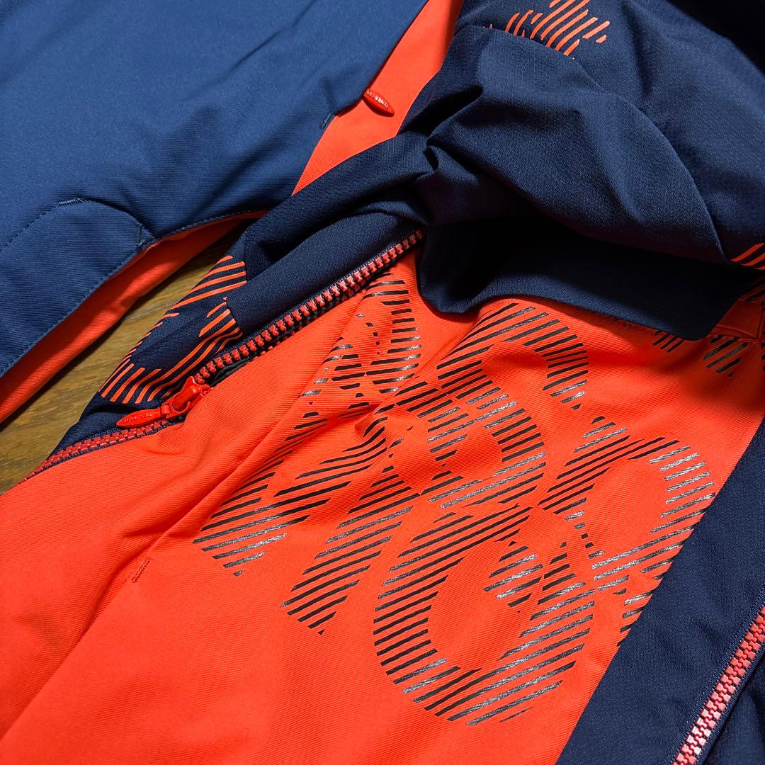早いもの勝ち！DESCENTEスキーウェア
