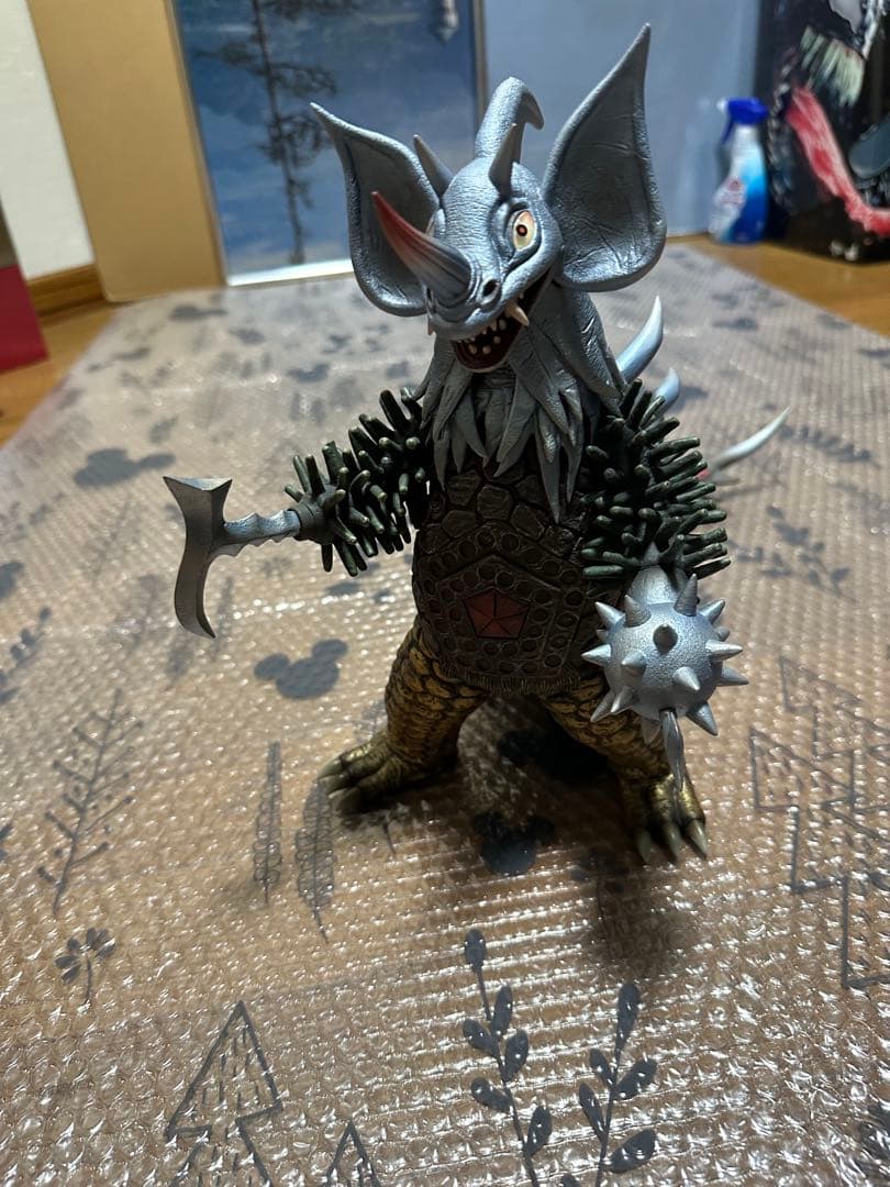 大怪獣シリーズ　タイラント リニューアルカラー 発光Ver.