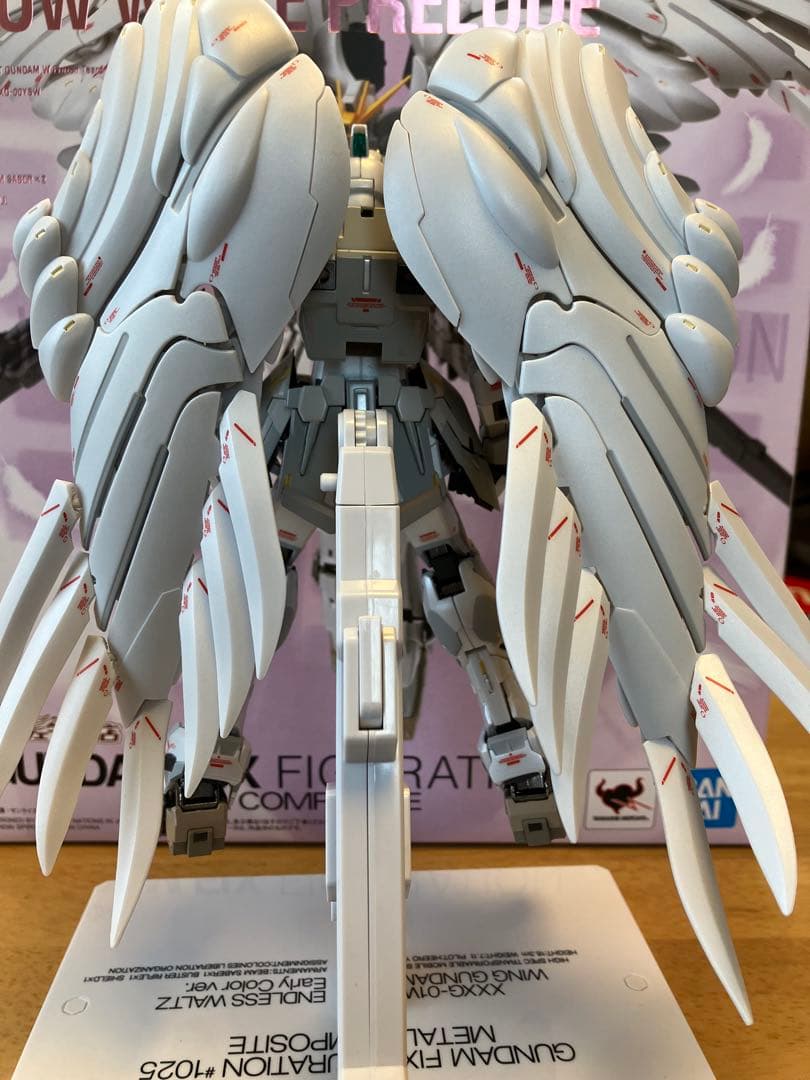 ウイングガンダムスノーホワイトプレリュード