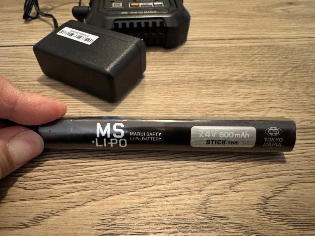 東京マルイ MS-LiPo 7.4V 800mAh&セーフティチャージャーセット