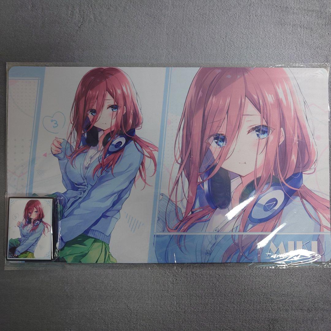 α2 五等分の花嫁 ヘッドホン&制服 中野三玖 スリーブ&プレイマット