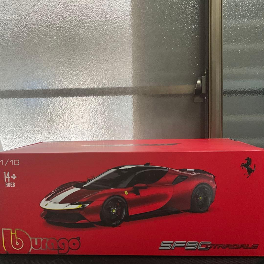 ブラーゴ 1/18 フェラーリ SF90 ストラダーレ アセット フィオラノ
