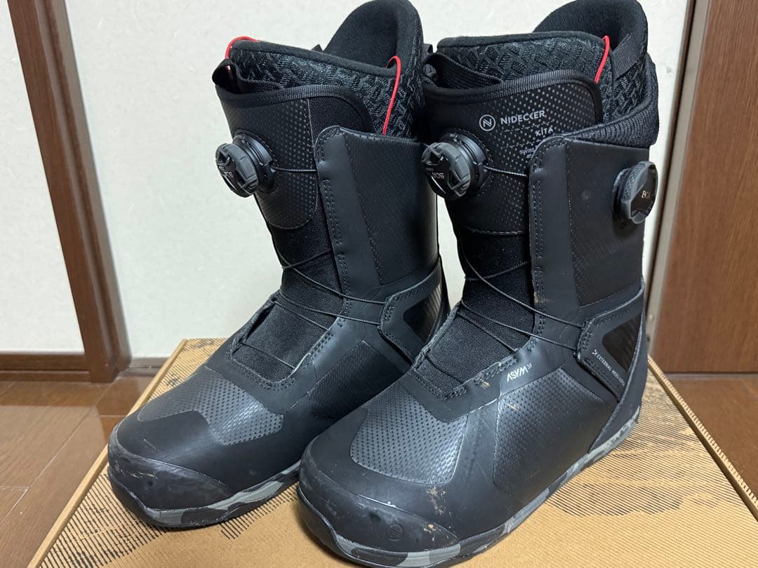 24-25モデルNidecker Kita 27.5cm使用回数10回程度美品