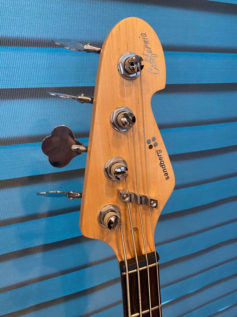 ベース Sandberg / California VT 4