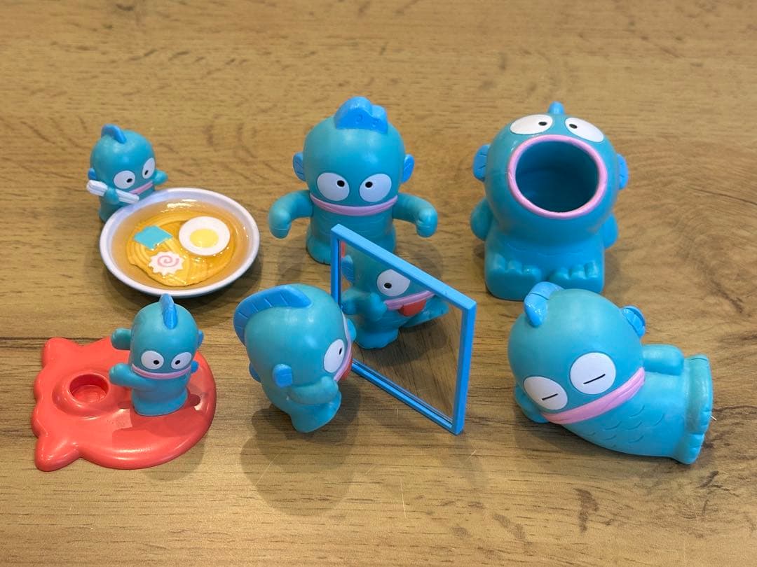 サンリオ ハンギョドン デスクで便利マスコット