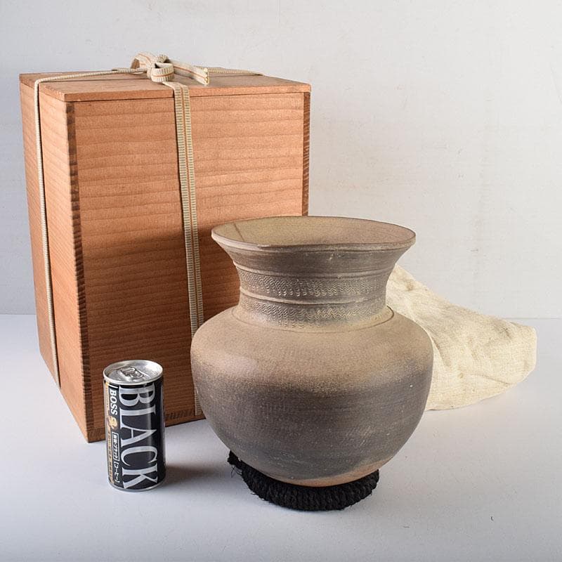 朝鮮美術　須恵器　新羅土器　壺　壺敷・時代箱付　V　R8018C