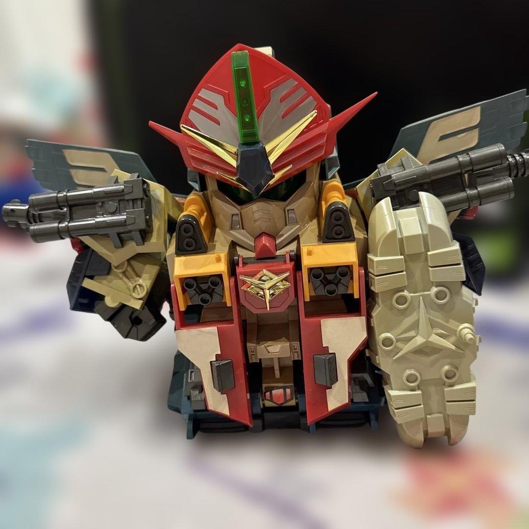 元祖SDガンダム　ジェネラルガンダム