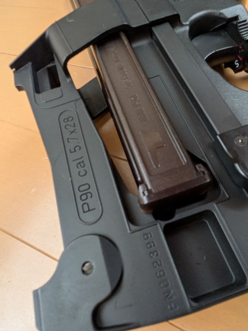 マルイ　p90 電動ガン　ダットサイト欠品
