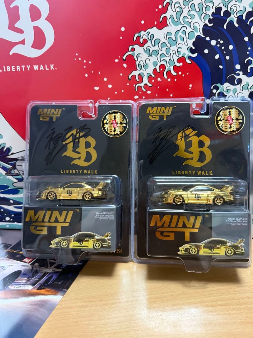 2台セット！MINI GT リバティーウォーク 日産 S15 原宿限定
