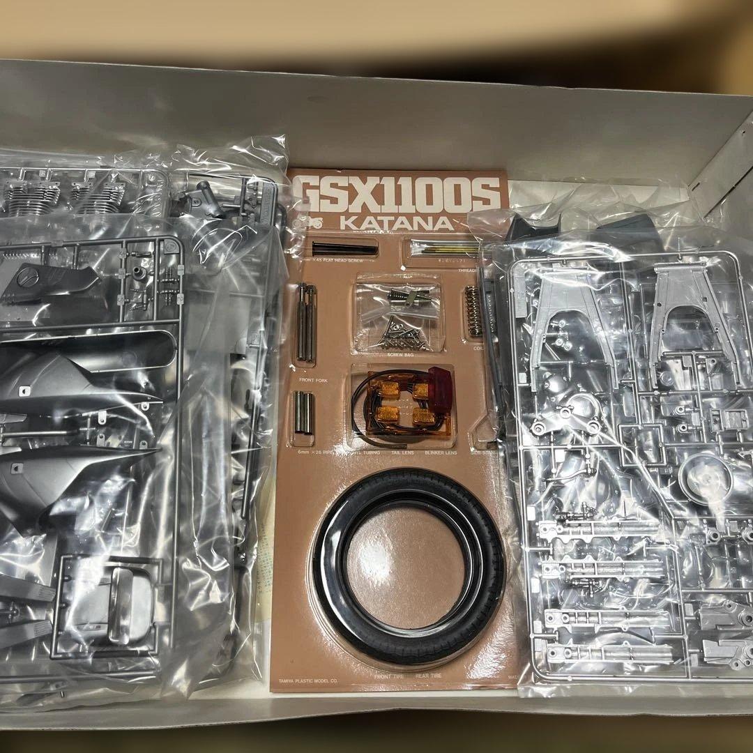 TAMIYA GSX1100S 1:6スケール プラモデル