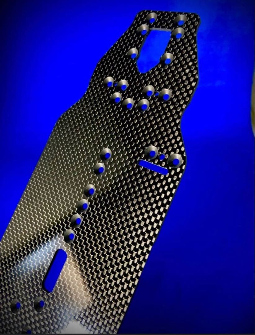 XRAY T4 2021 用　メインシャーシ 蕨山Carbon