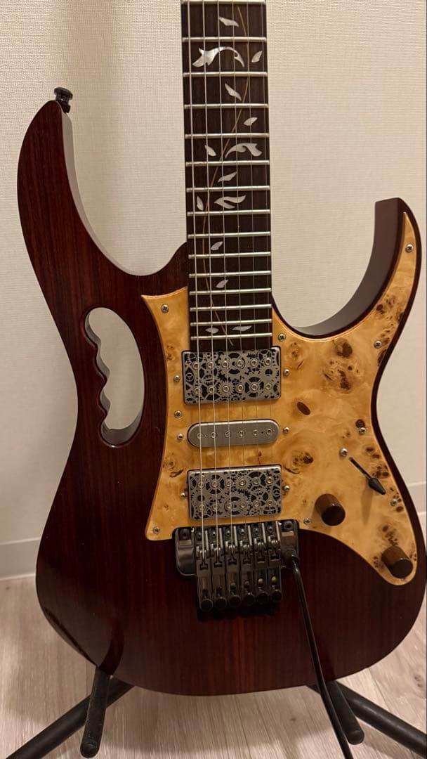 Ibanez／JEM77WDP-CNL　Steve Vaiシグネチャーモデル