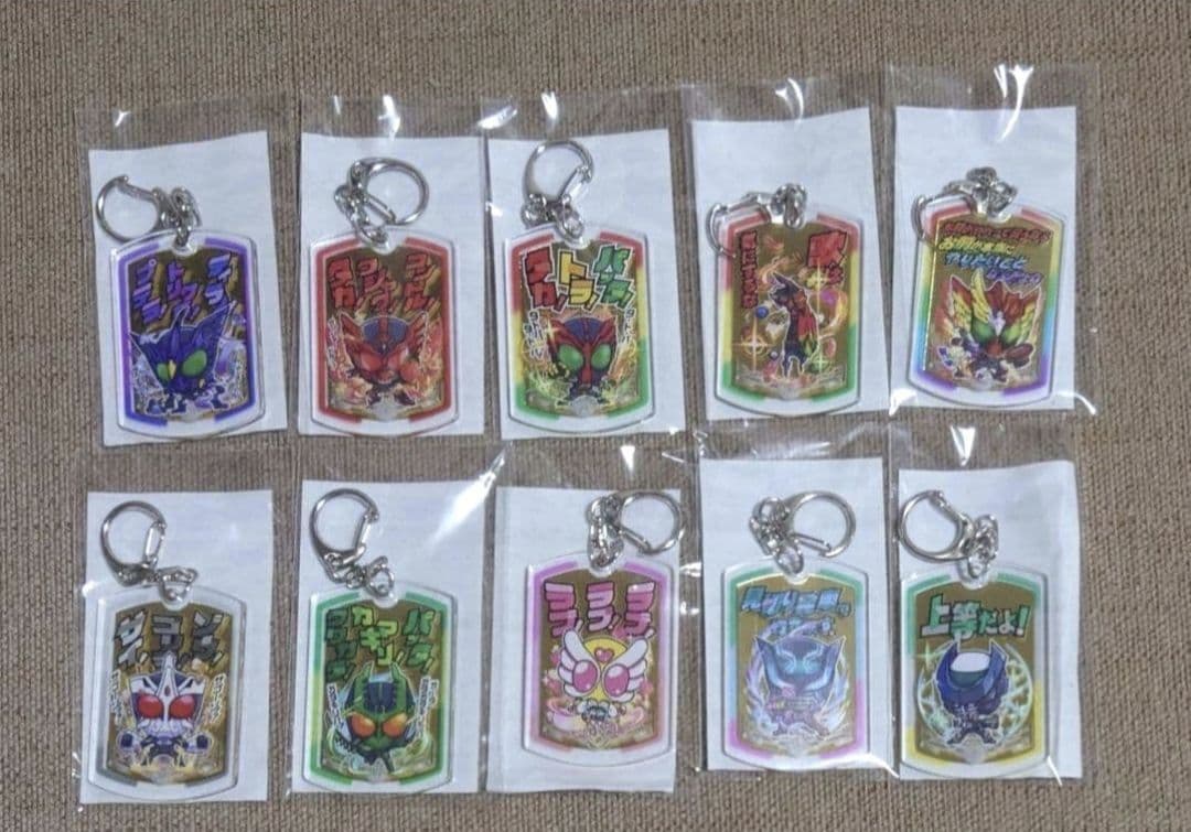 仮面ライダーオーズ メタリックアクリルキーホルダー