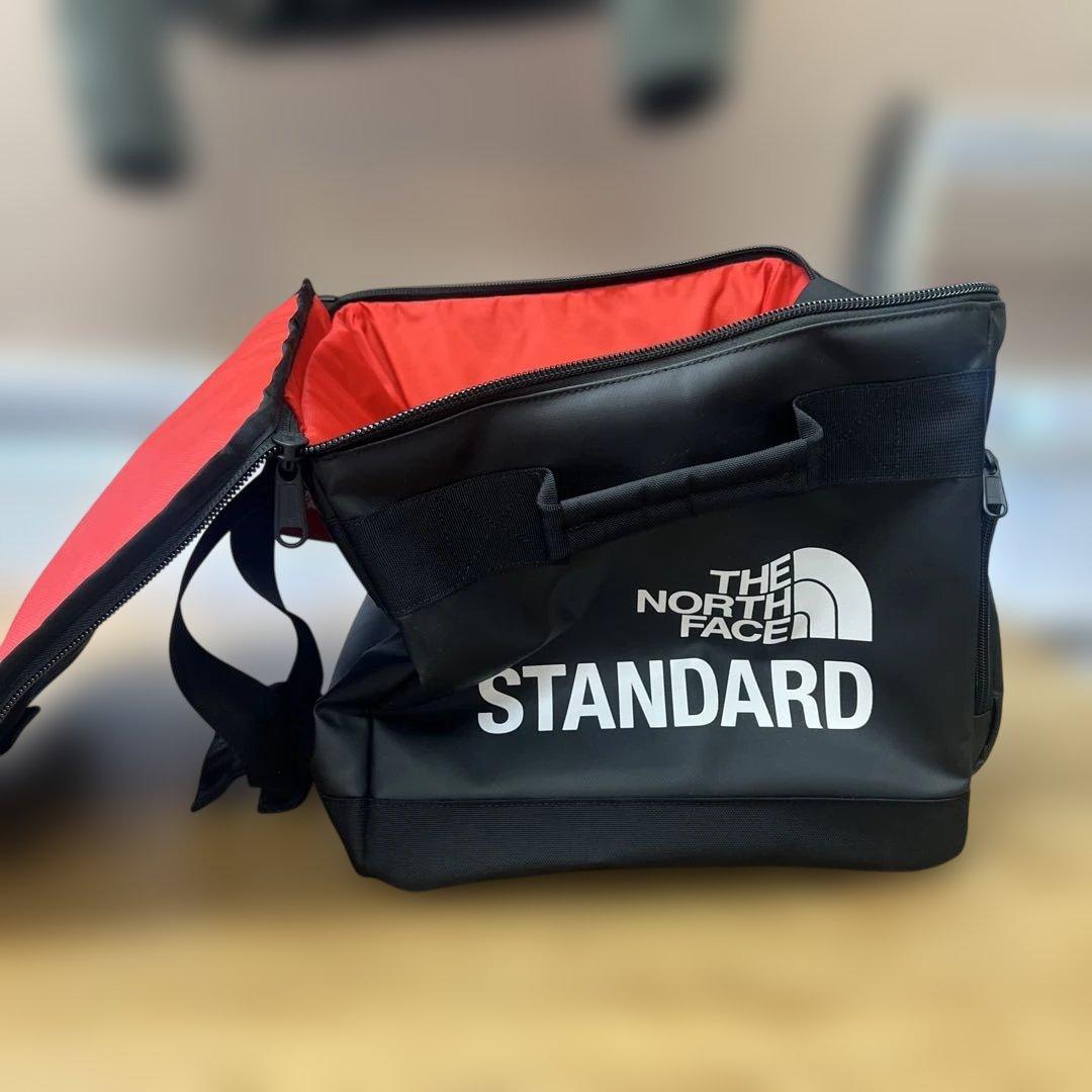 THE NORTH FACE STANDARD レコードバッグ 黒/赤