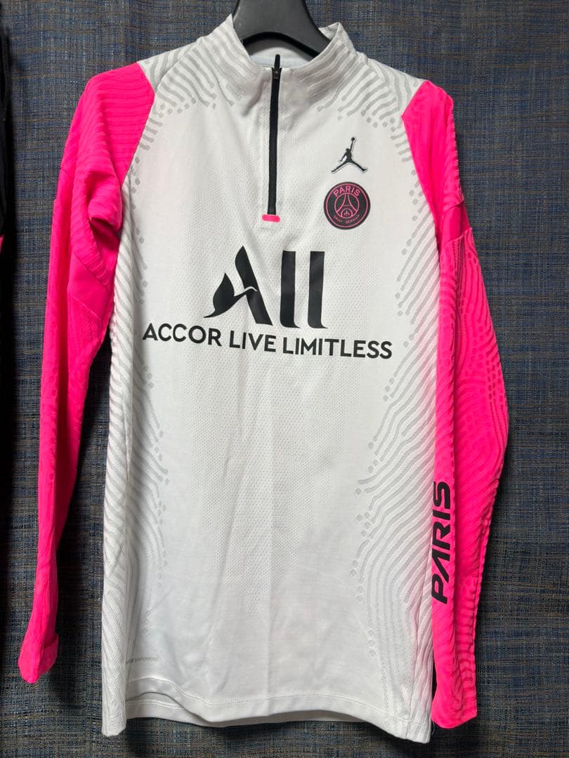 パリサンジェルマン　PSG ドリルトップ　練習着　セットアップ