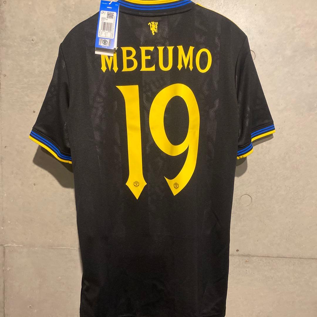 エンベウモ　マンチェスター・ユナイテッド　25/26　サード　CUP
