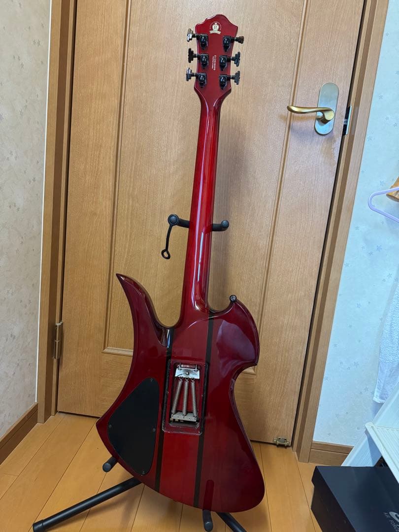 B.C. Rich モッキンバード ST