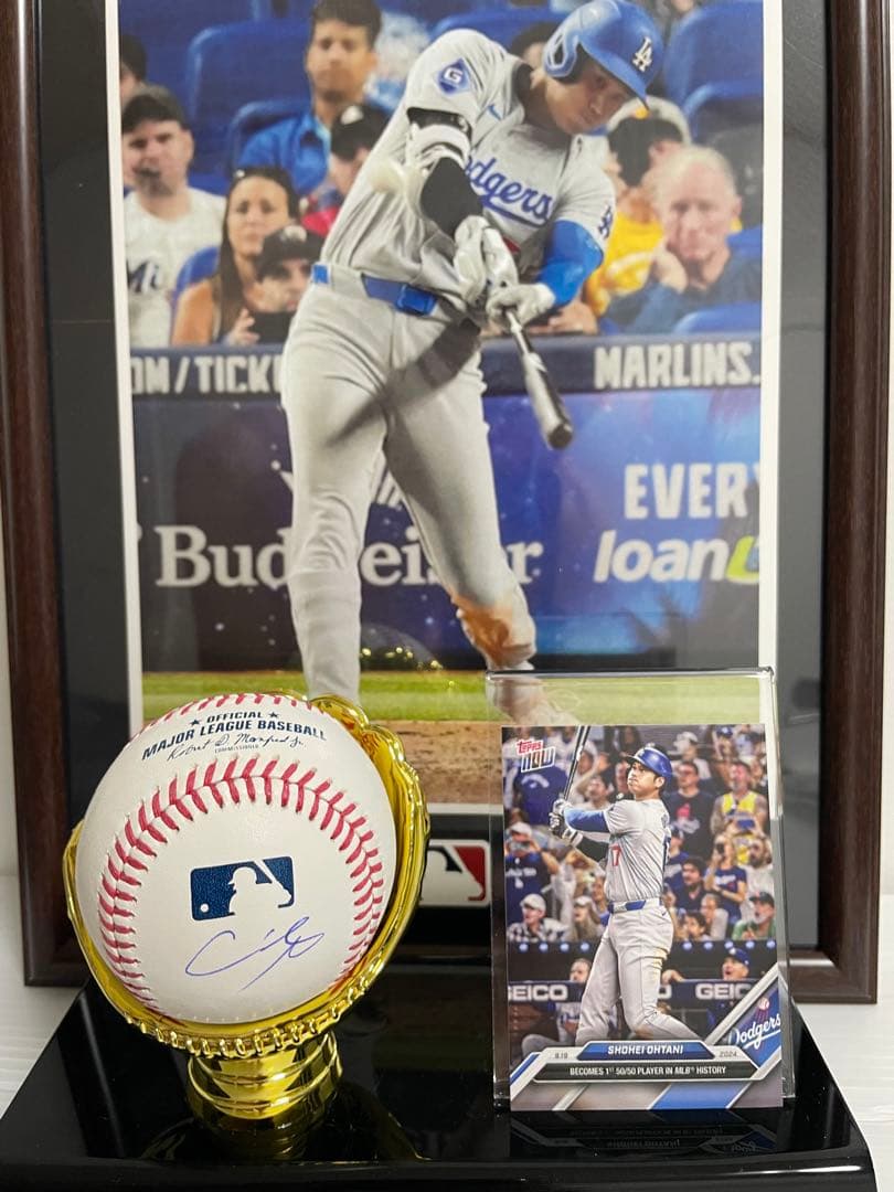 大谷翔平　直筆サインボール toppsカード＆フォトセット ドジャース
