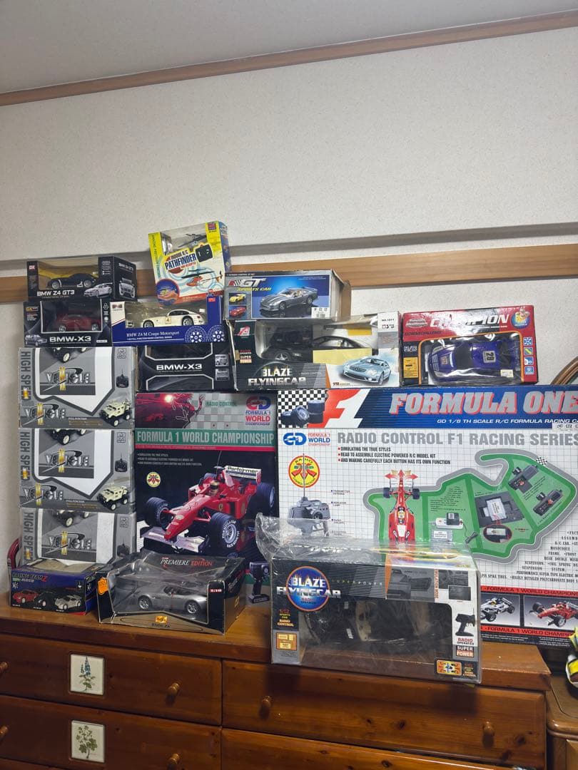 RCカーとミニカーセット（ X5, Formula 1 ラジコンまとめ売り