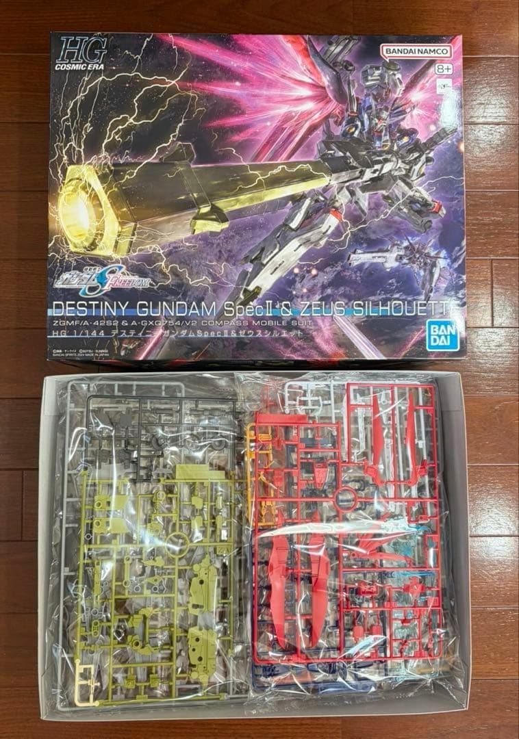 ★GB限定★デスティニーガンダム＆HG SpecII&ゼウスシルエット