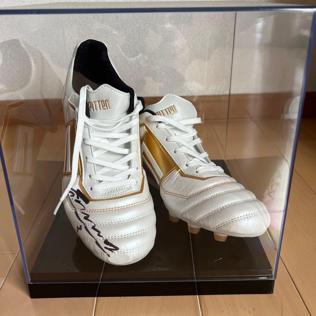 イニエスタ　CAPITTEN ONE 888 LIMITED Edition
