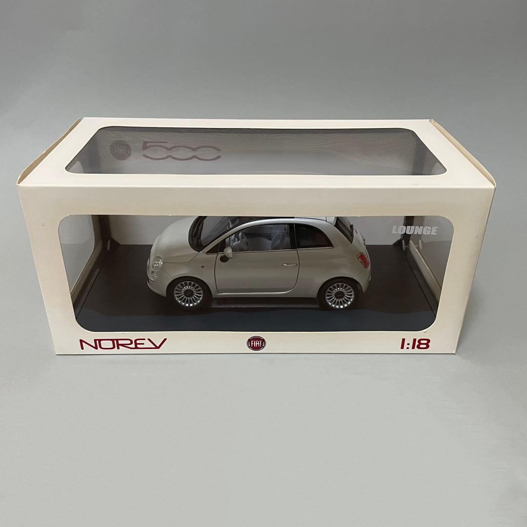 1/18 ノレブ製モデルカー　フィアット500 ラウンジ　ホワイトパール