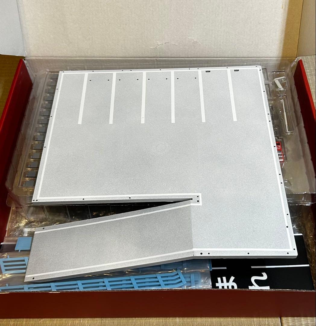 【新品】拓意 1層2段駐車場 1/64 立体駐車場 Xcartoys