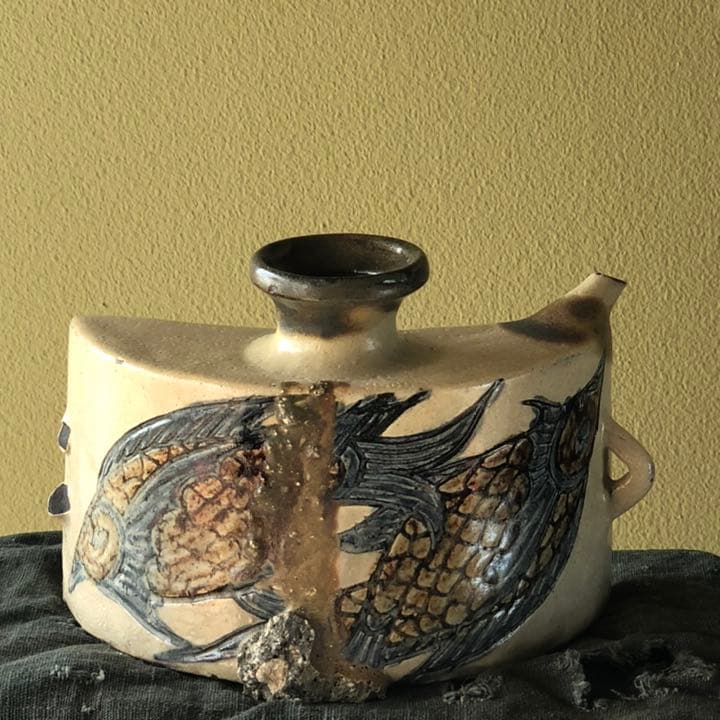 魚紋ヤチムン