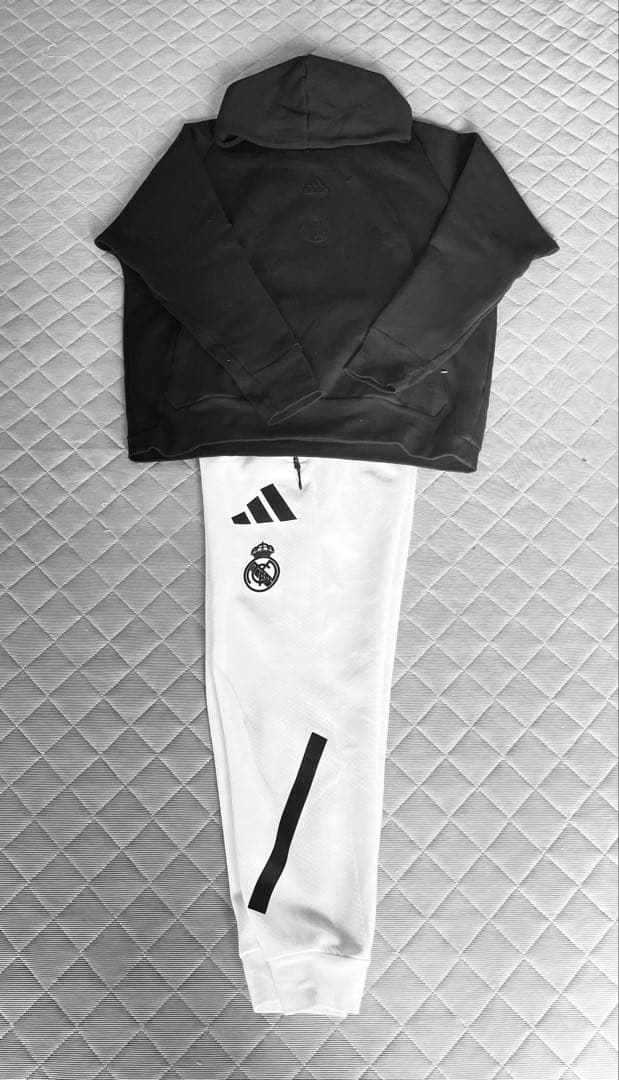 adidas レアル　マドリード スウェット　パーカー　パンツセット