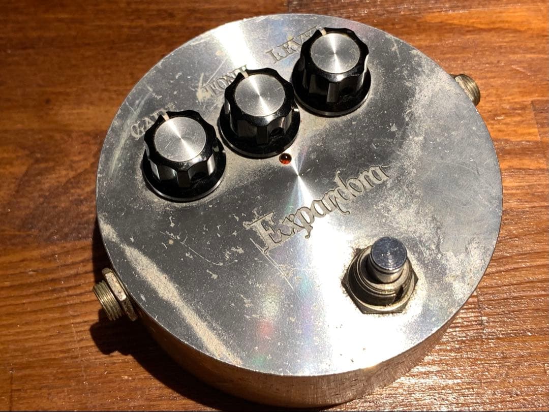 BIXONIC Expandora ディストーション エフェクター 動作品