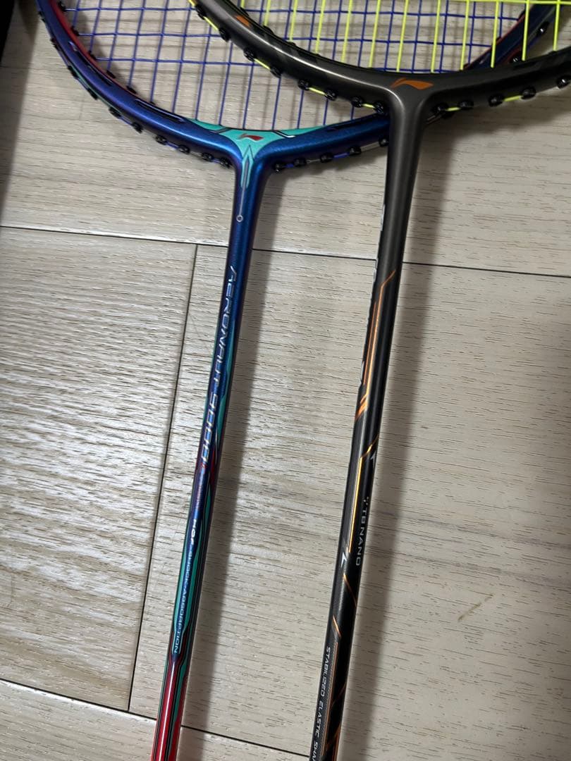 未使用！渡辺勇大使用モデル！LI-NING 9000C等バトミントンラケット２点
