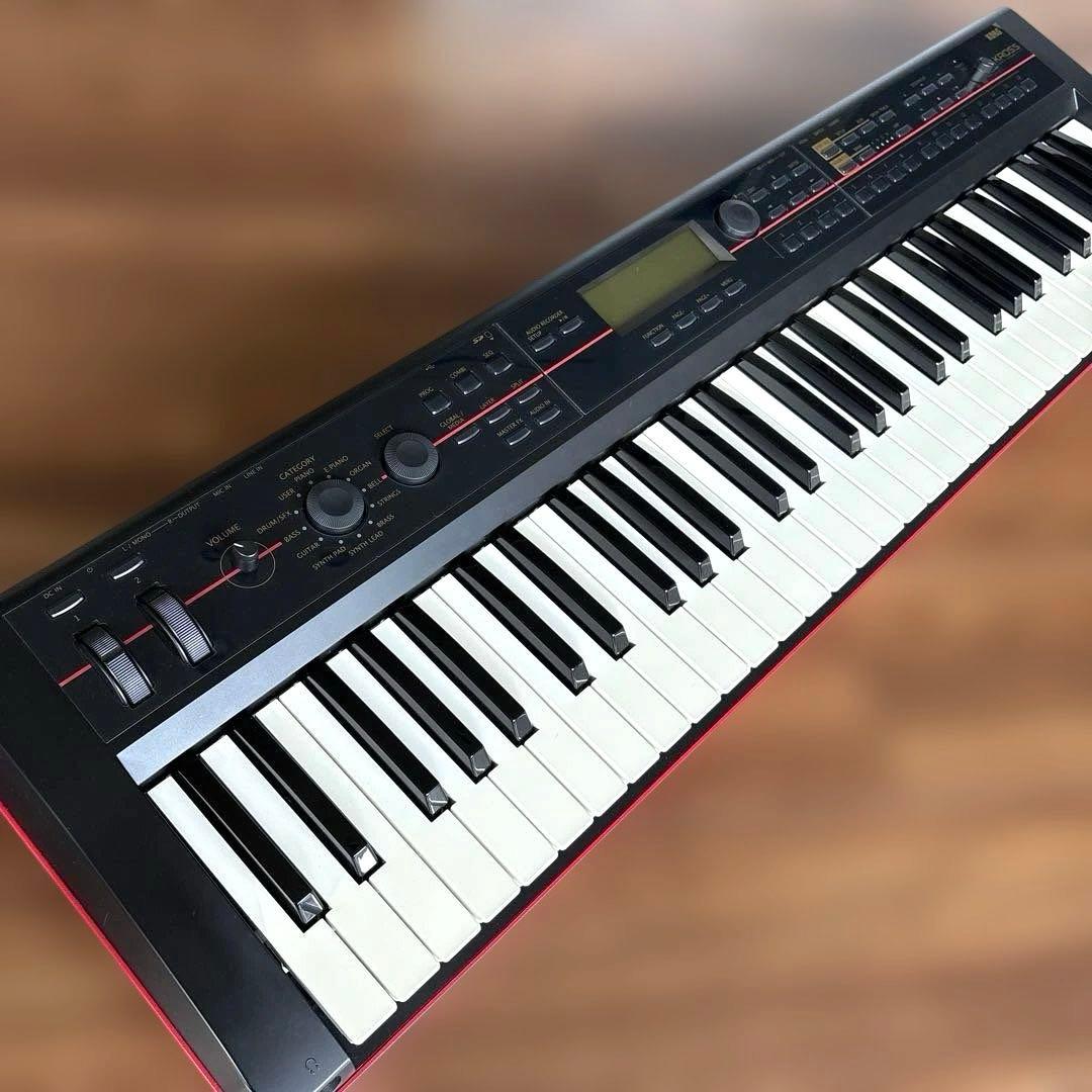 KORG キーボードシンセサイザー KROSS-61 クロス 61鍵 ケース付
