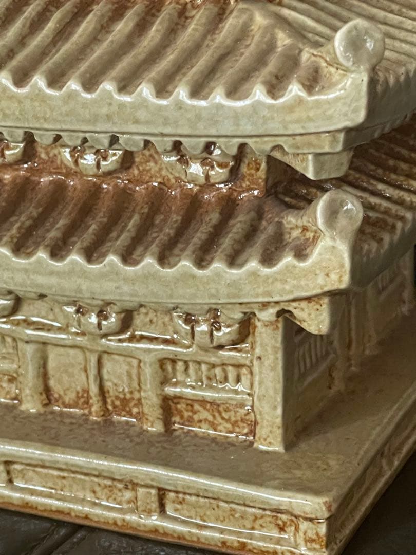【赤膚焼窯元 尾西楽斎】薬師寺東塔基壇土 薬師寺東塔置物