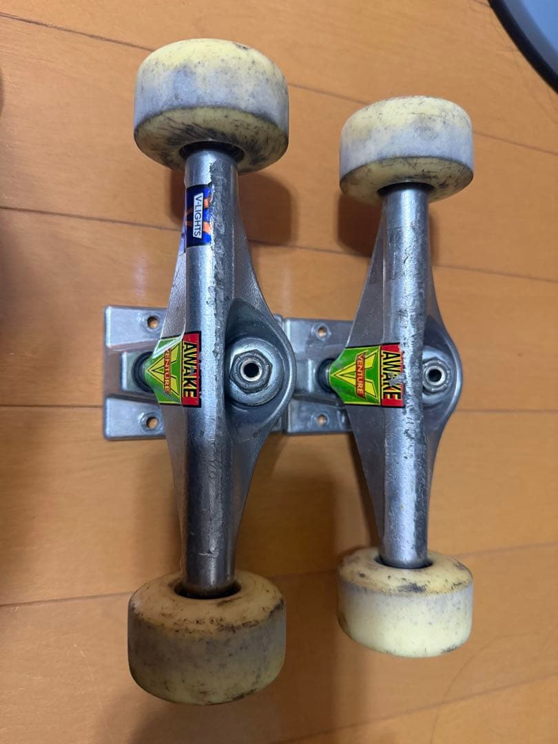 Venture truckスケートボード トラック5.2Low